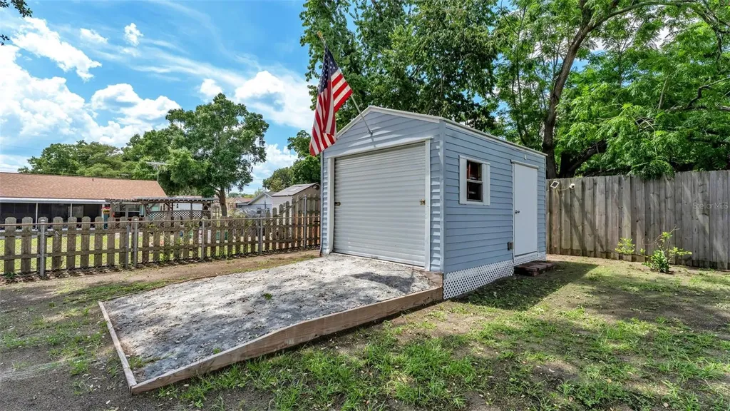 1135 Walker Circle W Lakeland FL 33805