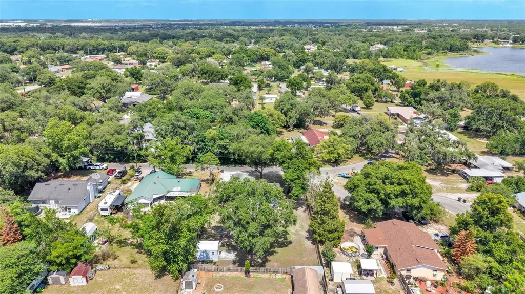 1135 Walker Circle W Lakeland FL 33805