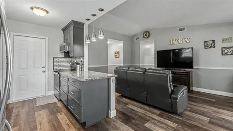 1135 Walker Circle W Lakeland FL 33805