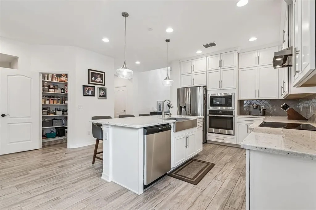 2615 Pinyonpine Lane Sanford FL 32773