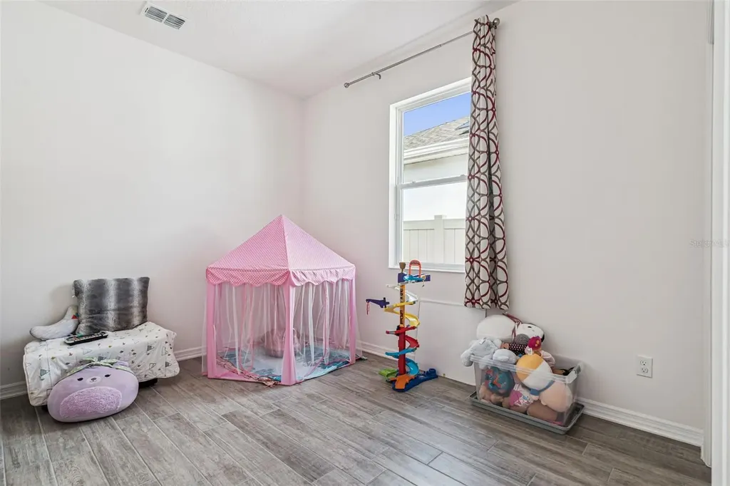 2615 Pinyonpine Lane Sanford FL 32773