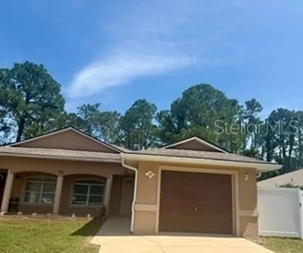 22 Plateau Lane Palm Coast FL 32164