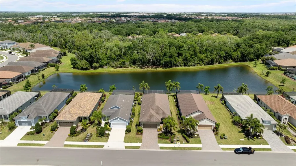 3617 Azurite Way Bradenton FL 34211