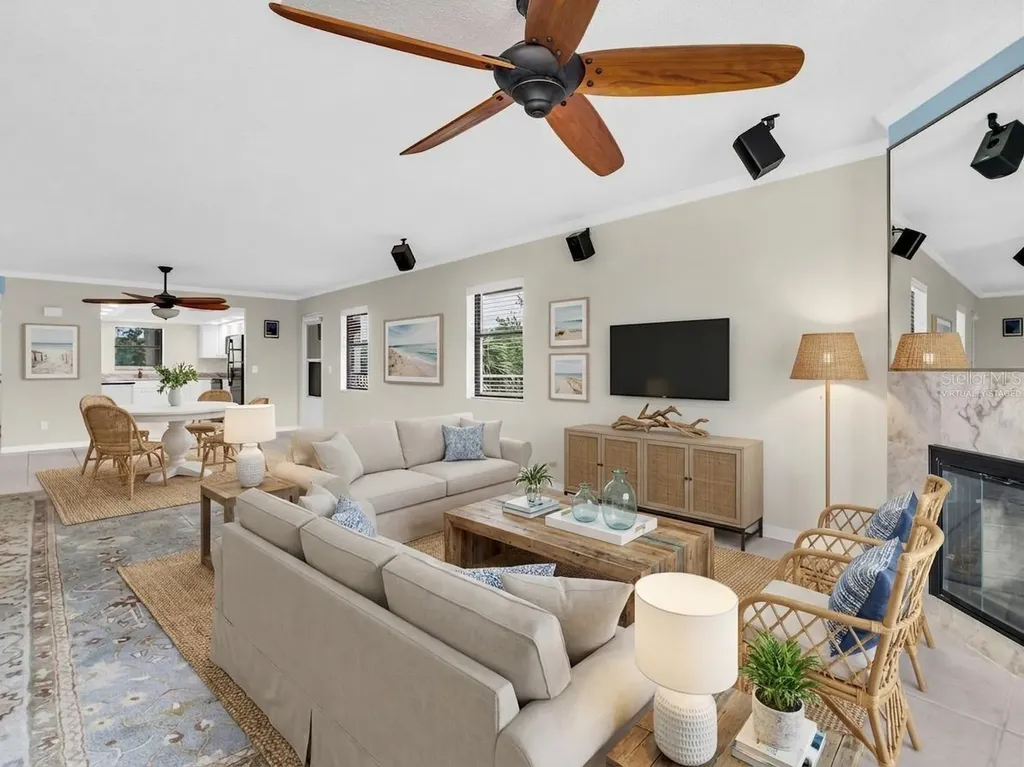 504 S Florida Avenue Tarpon Springs FL 34689