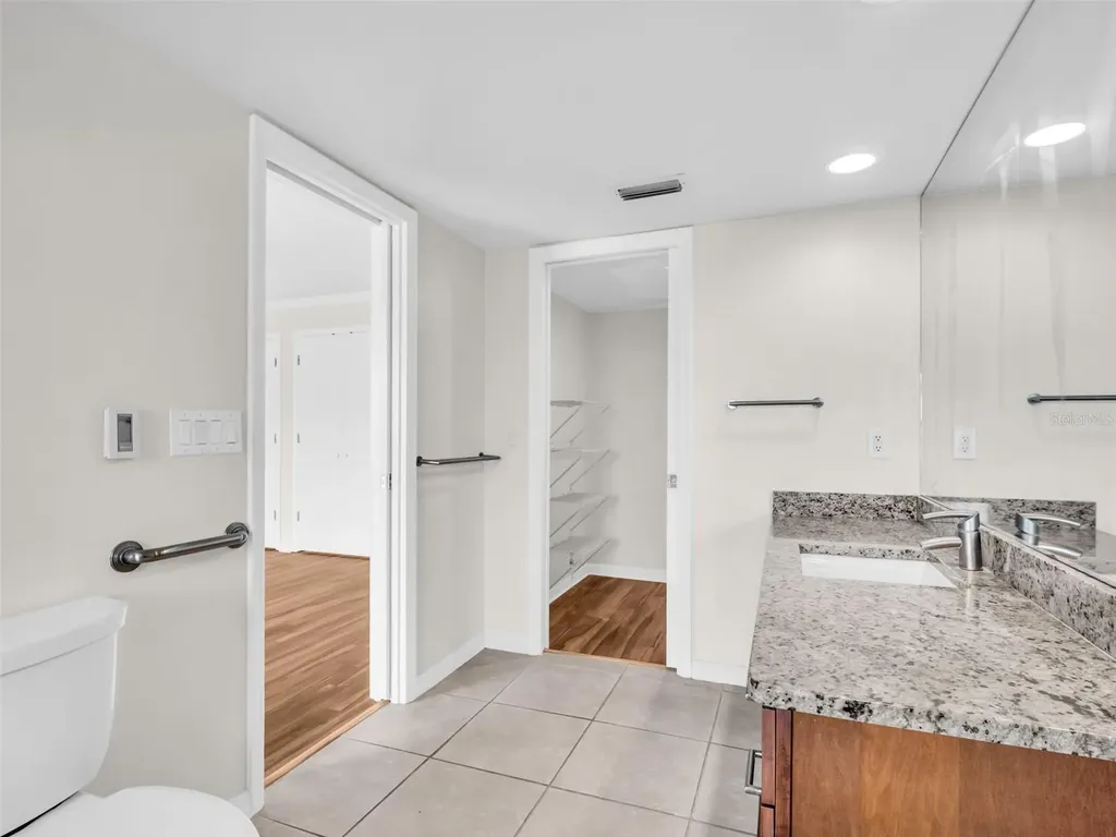 504 S Florida Avenue Tarpon Springs FL 34689