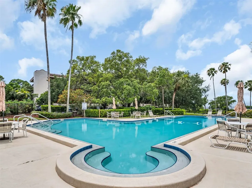 504 S Florida Avenue Tarpon Springs FL 34689