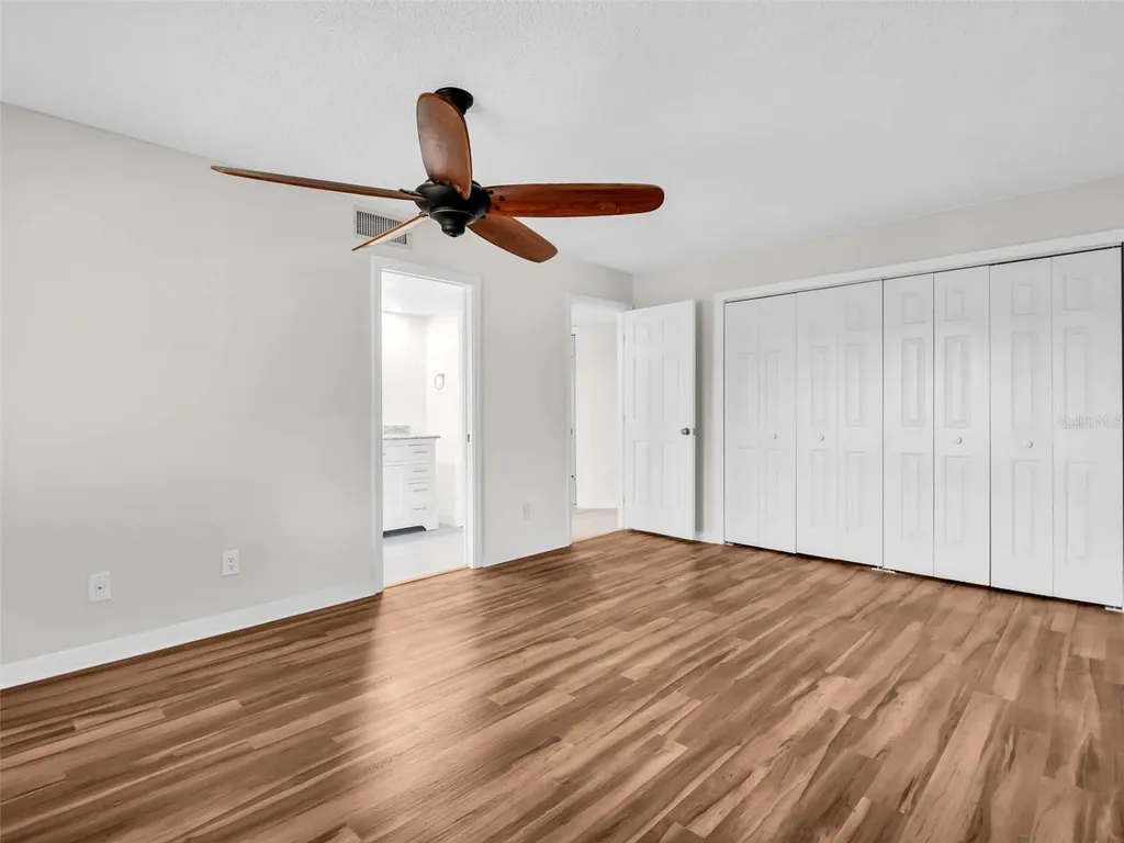 504 S Florida Avenue Tarpon Springs FL 34689