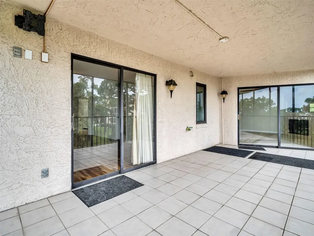 504 S Florida Avenue Tarpon Springs FL 34689