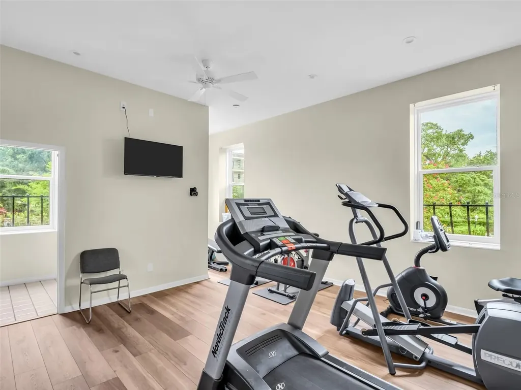 504 S Florida Avenue Tarpon Springs FL 34689