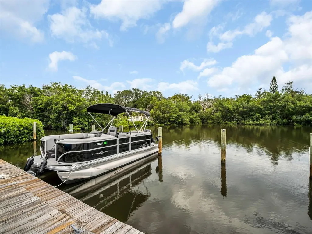 504 S Florida Avenue Tarpon Springs FL 34689