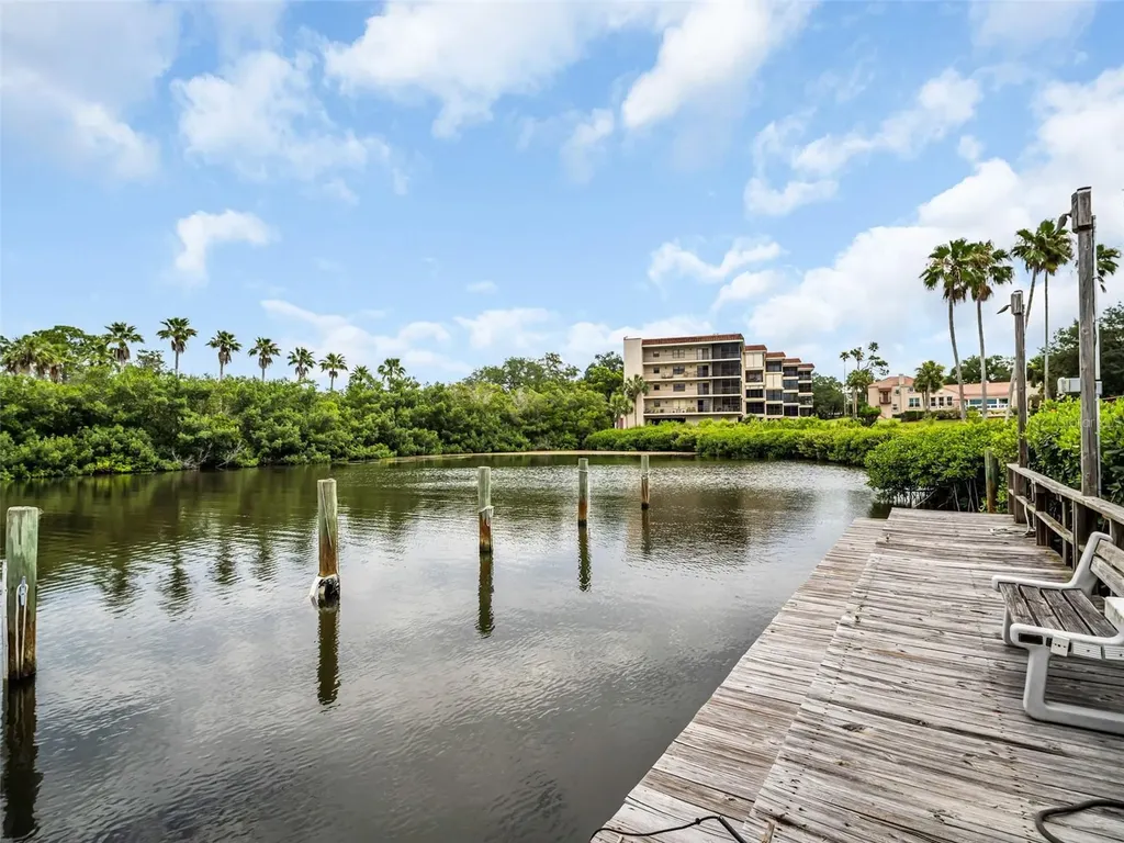 504 S Florida Avenue Tarpon Springs FL 34689