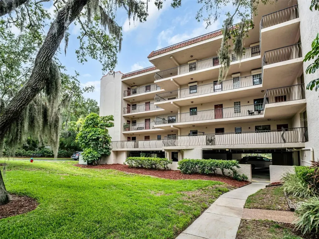 504 S Florida Avenue Tarpon Springs FL 34689