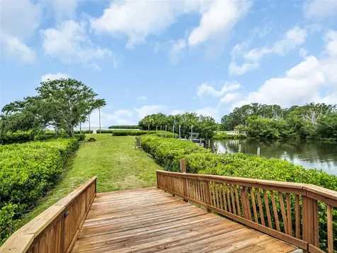 504 S Florida Avenue Tarpon Springs FL 34689
