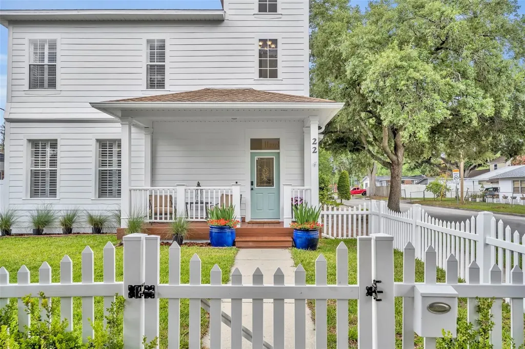 22 E Hazel Street Orlando FL 32804