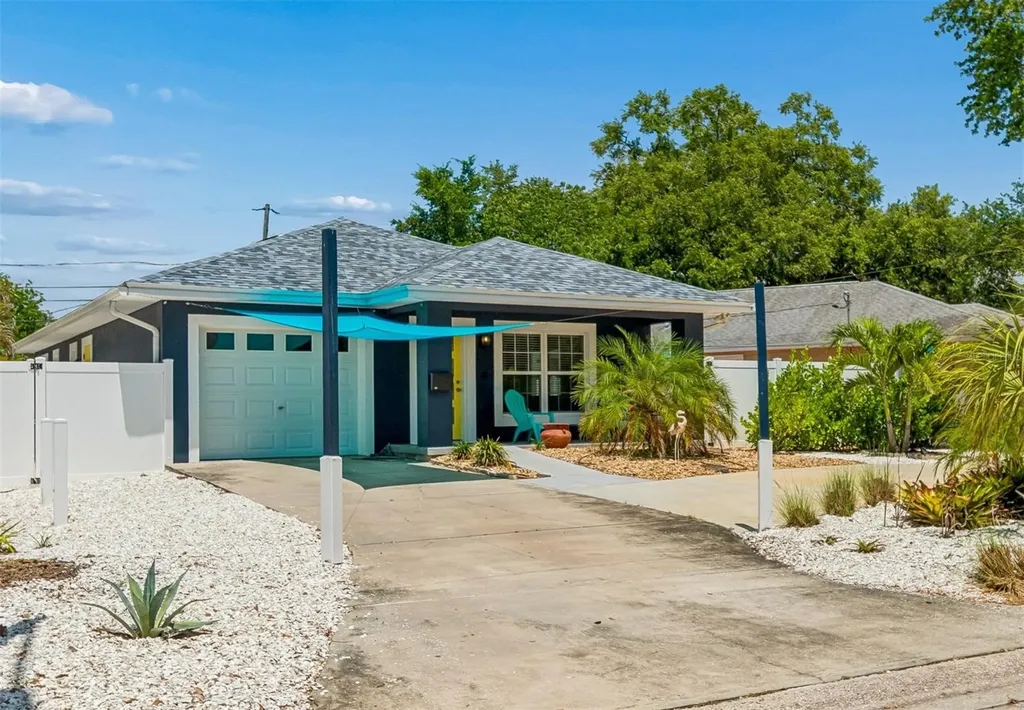 8115 33rd Avenue N St Petersburg FL 33710