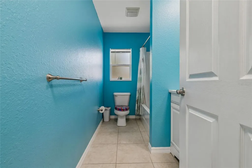 8115 33rd Avenue N St Petersburg FL 33710