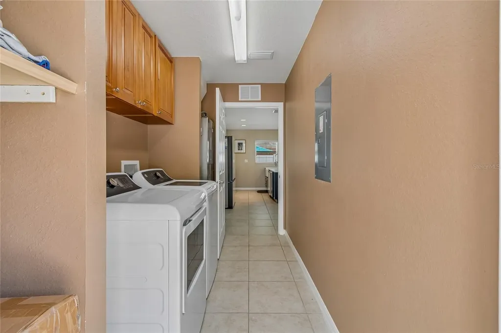8115 33rd Avenue N St Petersburg FL 33710