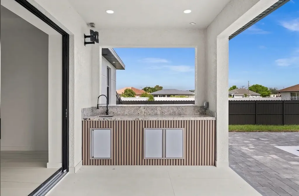 1805 NW 12th Street Cape Coral FL 33993