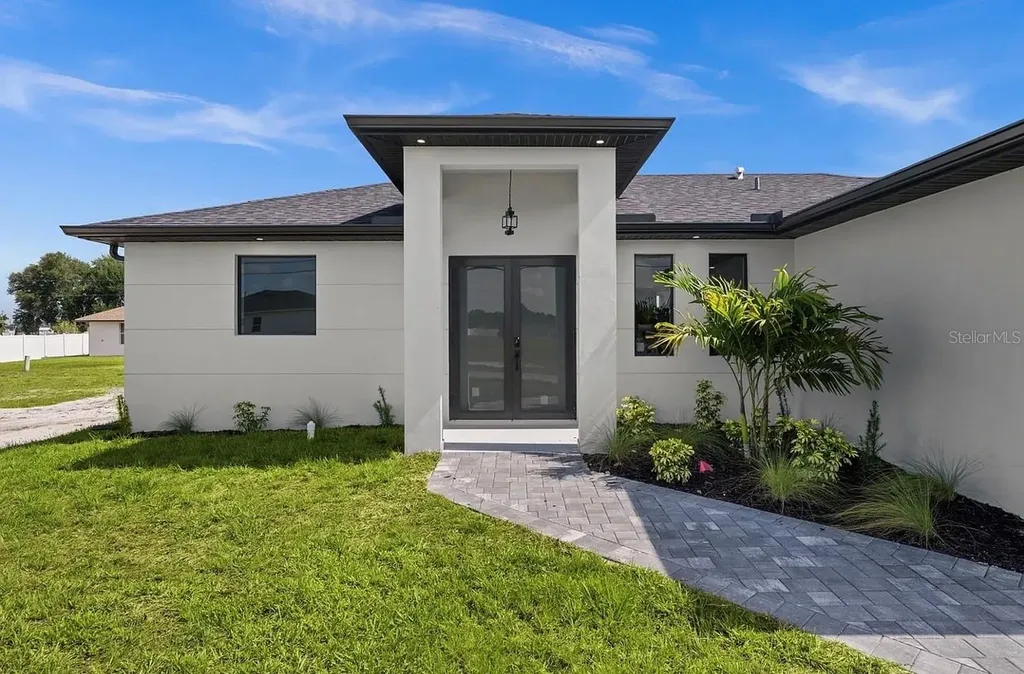 1805 NW 12th Street Cape Coral FL 33993