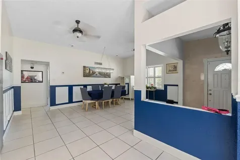 7300 11th Avenue N St Petersburg FL 33710