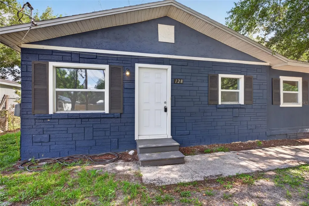 128 E 145th Avenue Tampa FL 33613
