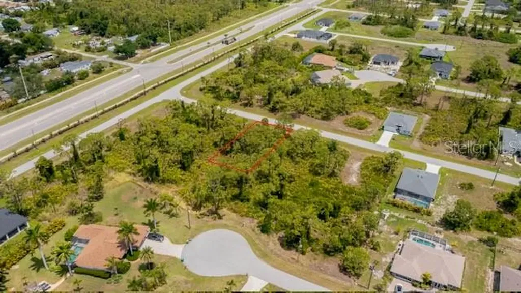105 Glades Drive Rotonda West FL 33947