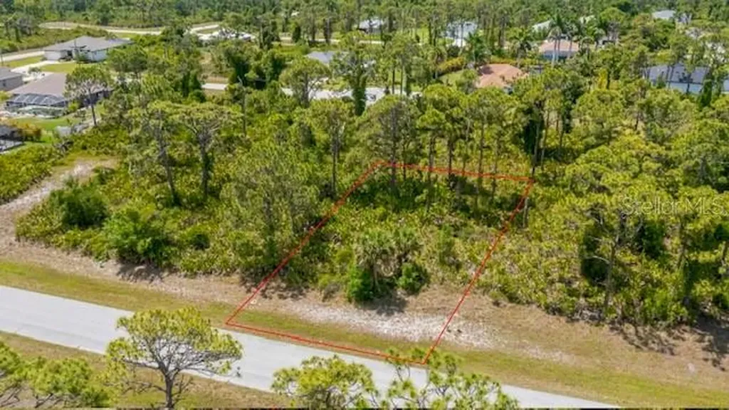 105 Glades Drive Rotonda West FL 33947