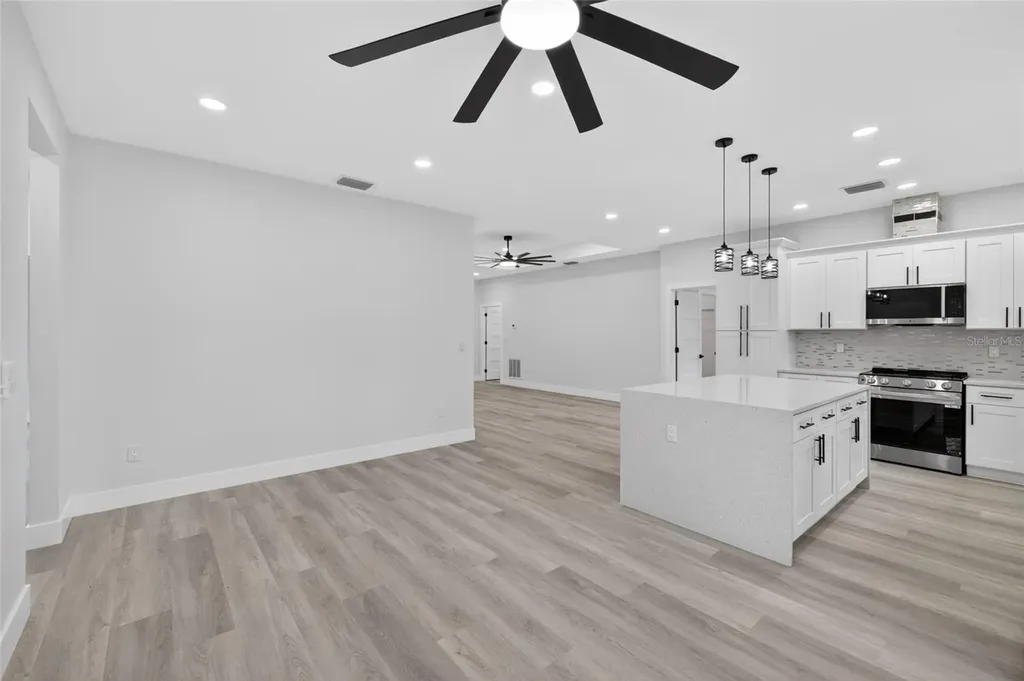 6000 Deltona Boulevard Spring Hill FL 34606