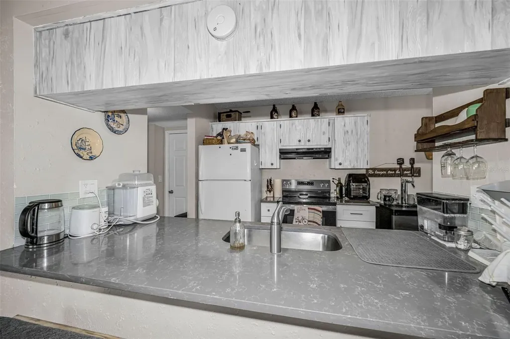 2662 Megan Court Palm Harbor FL 34684