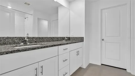 8948 Gallantree Place Land O Lakes FL 34637