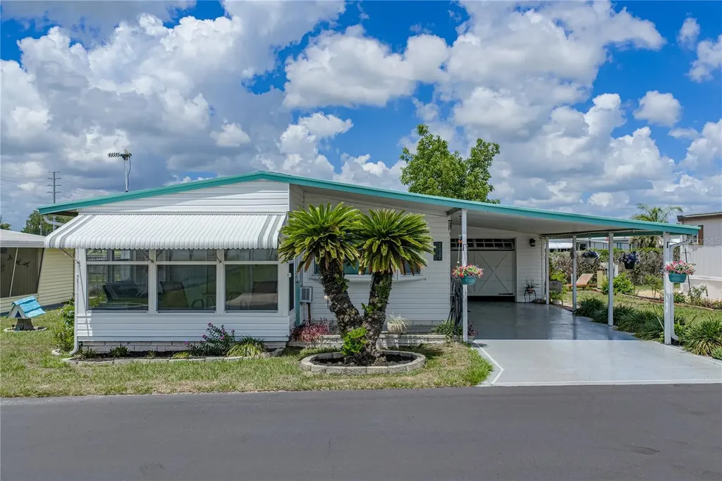 7037 El Torro Street Zephyrhills FL 33541