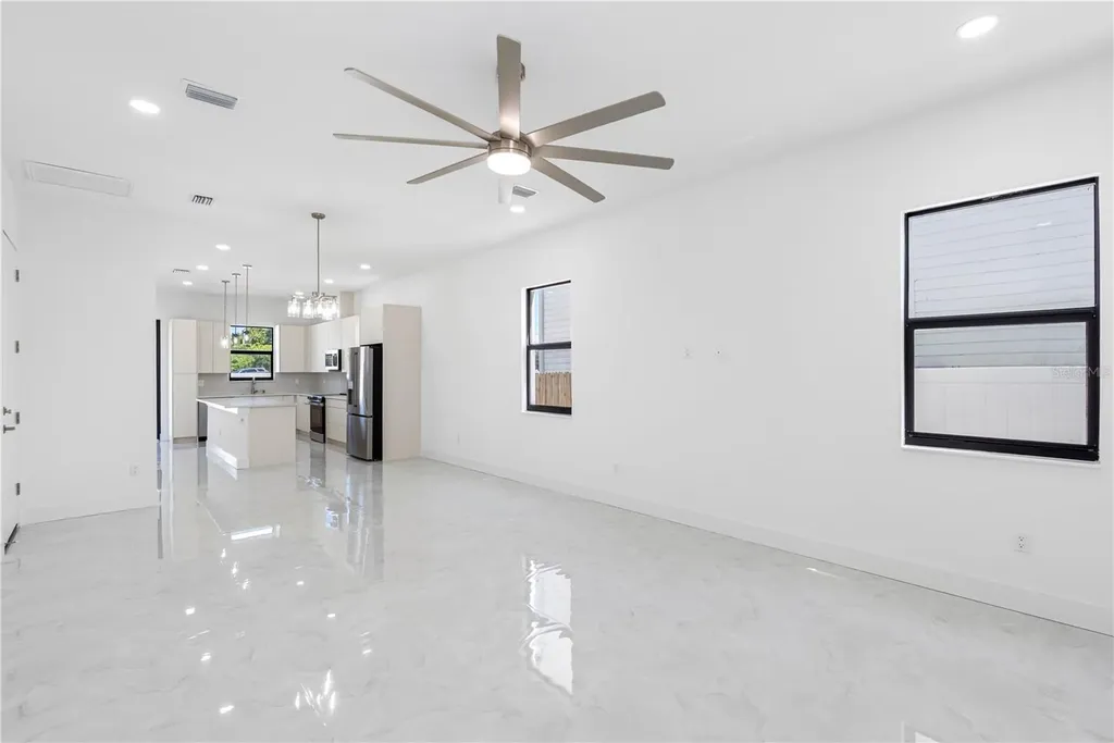7015 N Central Avenue Tampa FL 33604
