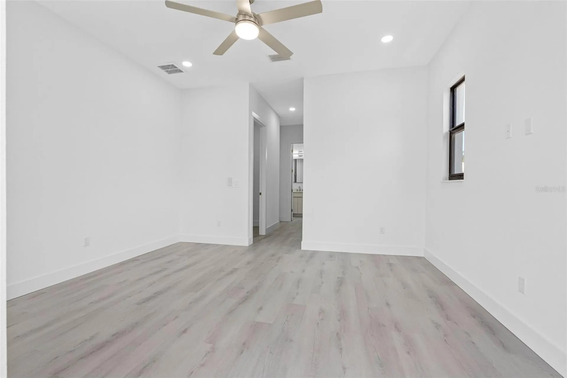 7015 N Central Avenue Tampa FL 33604