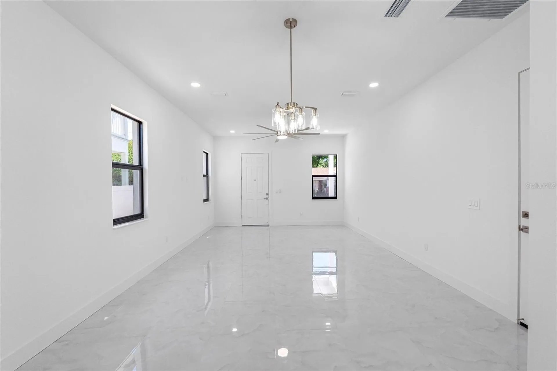 7015 N Central Avenue Tampa FL 33604