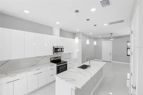 7015 N Central Avenue Tampa FL 33604