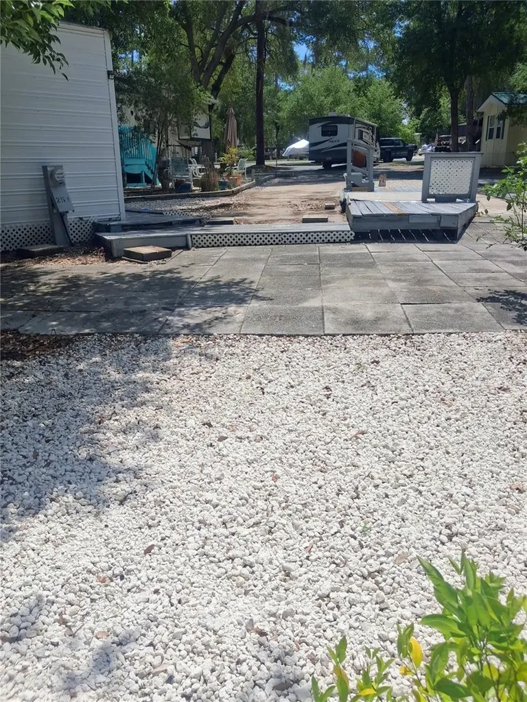 25225 141st Lane NE Fort Mc Coy FL 32134