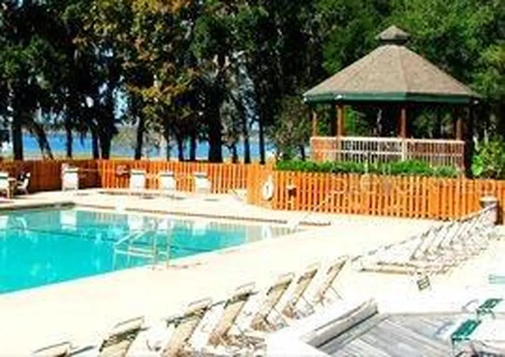 25225 141st Lane NE Fort Mc Coy FL 32134