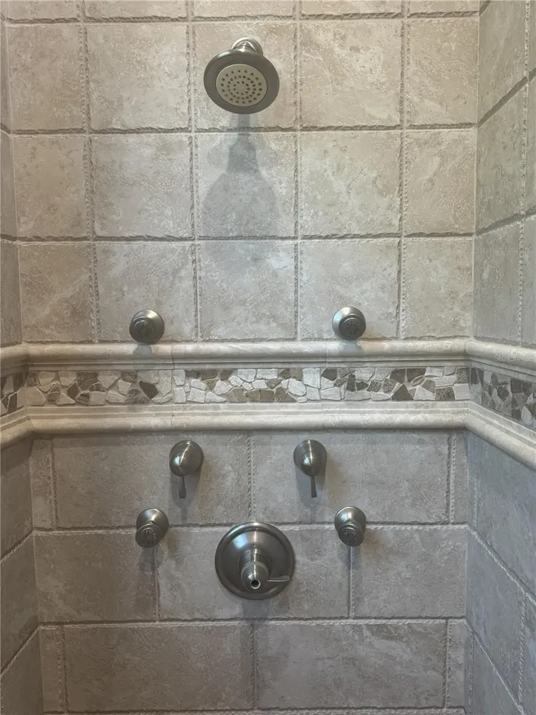 2033 Long Branch Lane Clearwater FL 33760
