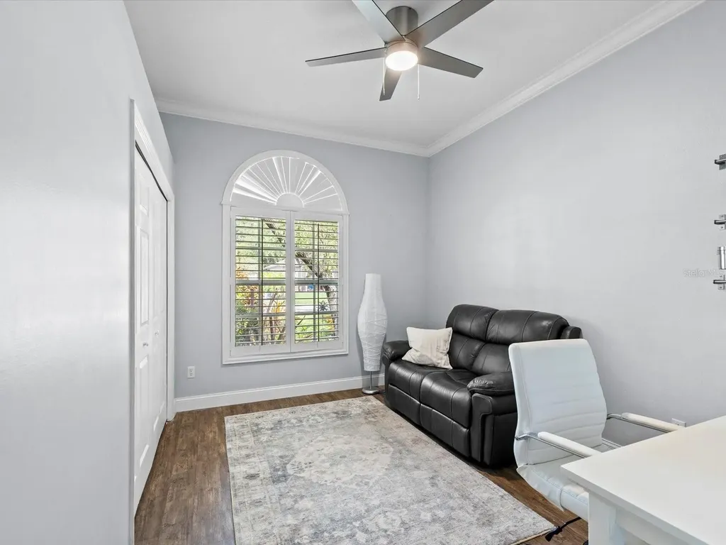 2033 Long Branch Lane Clearwater FL 33760