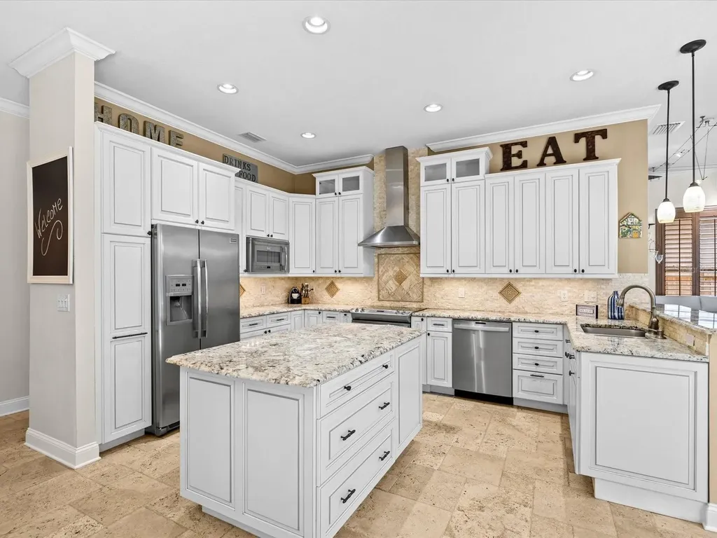 2033 Long Branch Lane Clearwater FL 33760