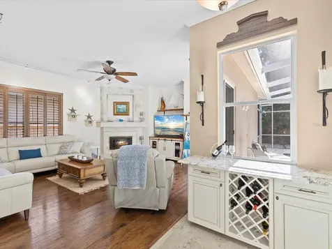 2033 Long Branch Lane Clearwater FL 33760