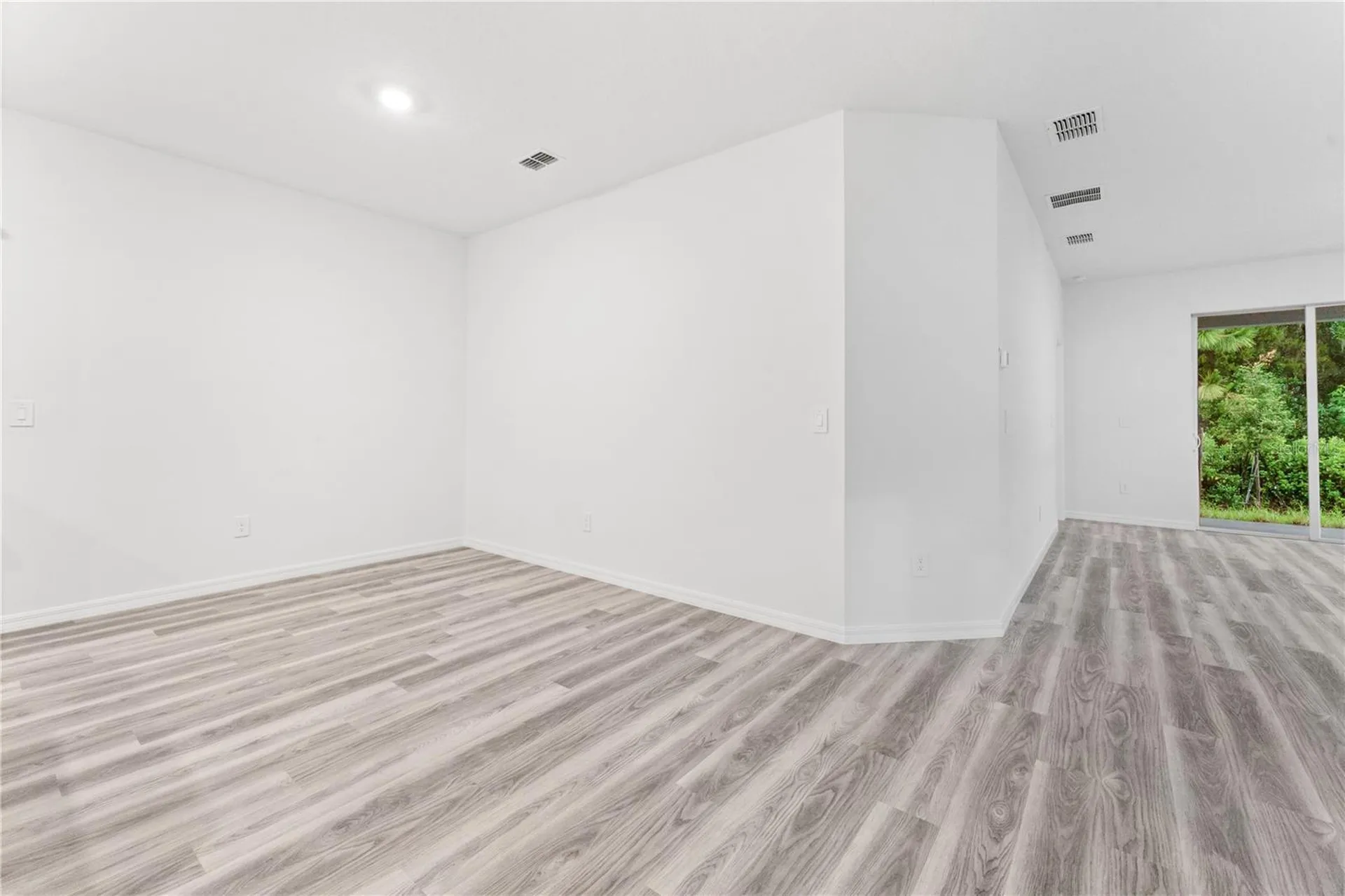 31351 Paper Birch Street Wesley Chapel FL 33545