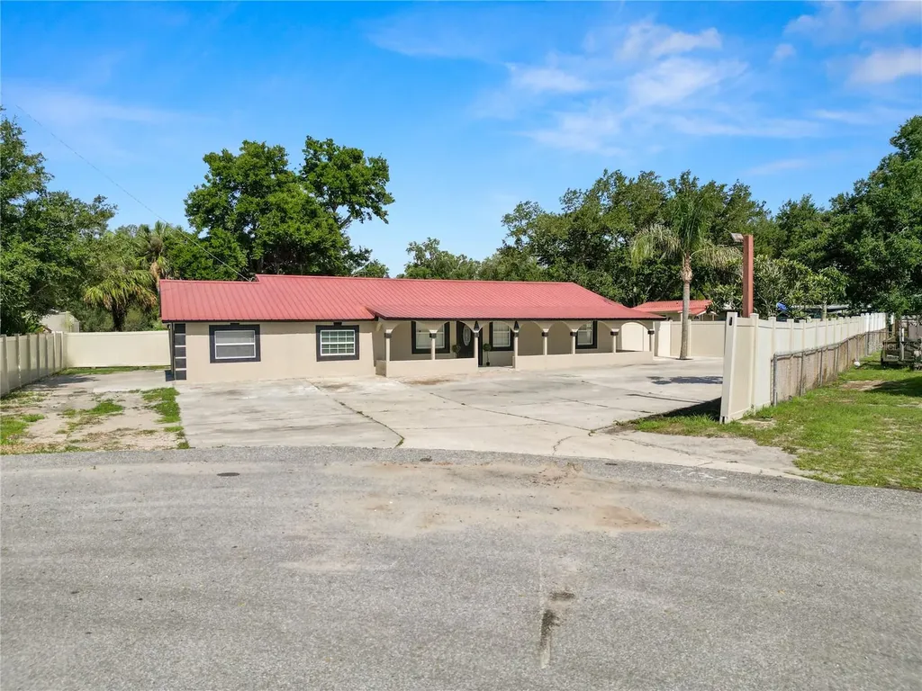 4120 Orange Avenue Mulberry FL 33860