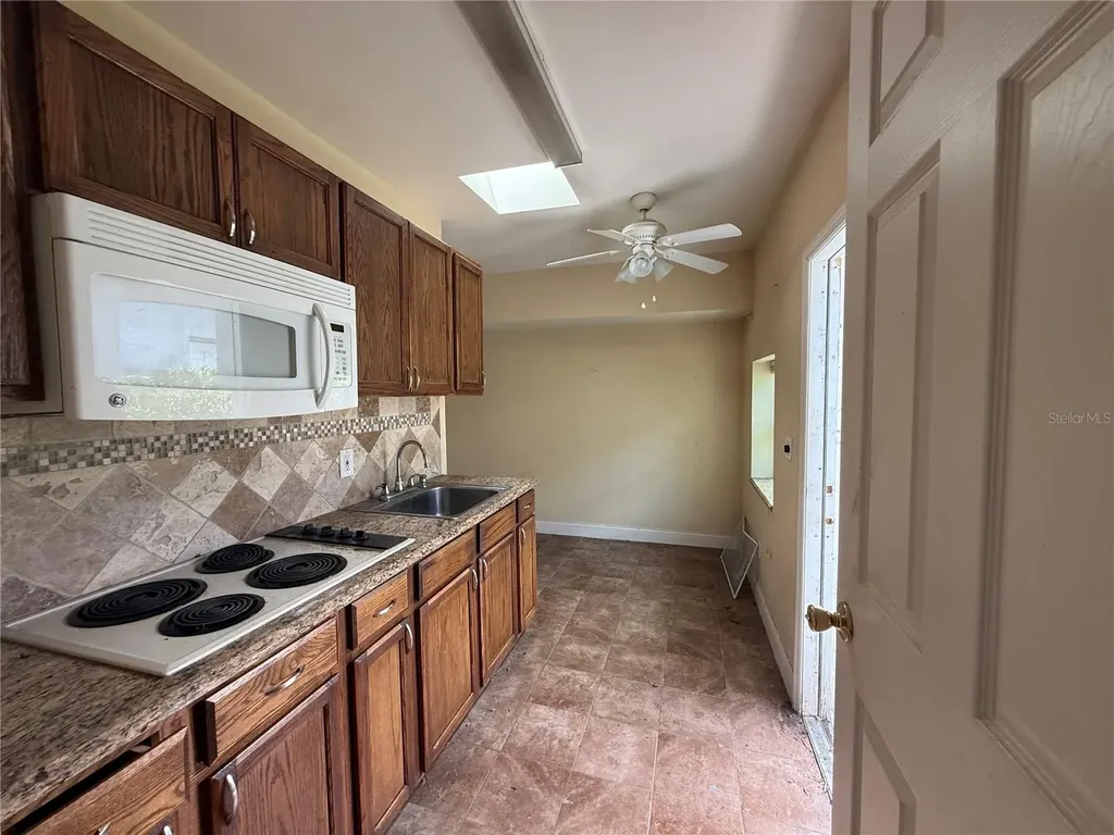 5710 Joyce Street Orlando FL 32839