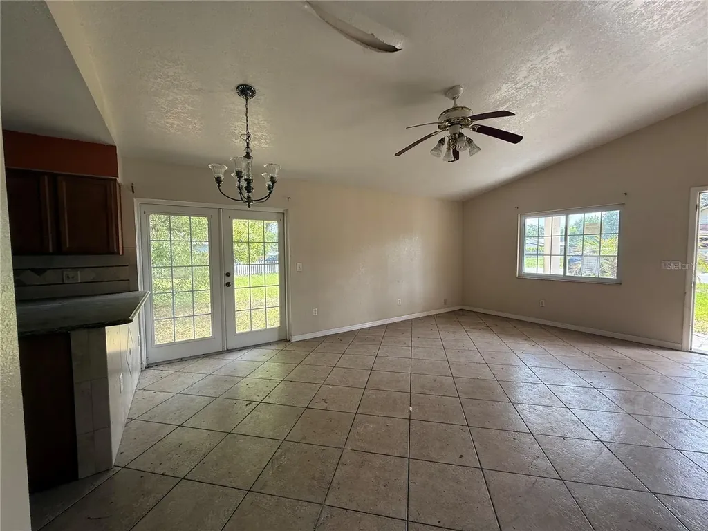 5710 Joyce Street Orlando FL 32839