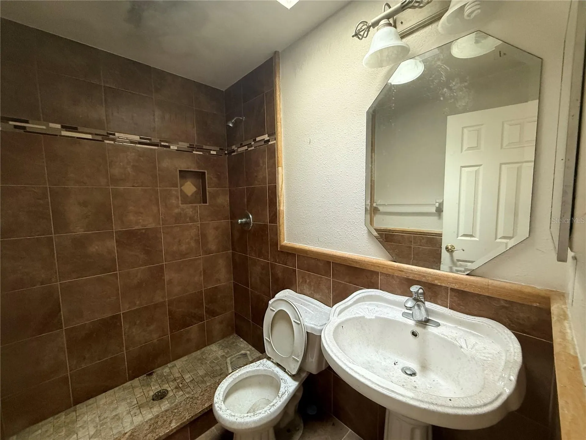 5710 Joyce Street Orlando FL 32839