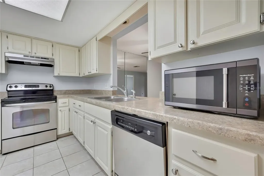 63 Douglas Street Homosassa FL 34446