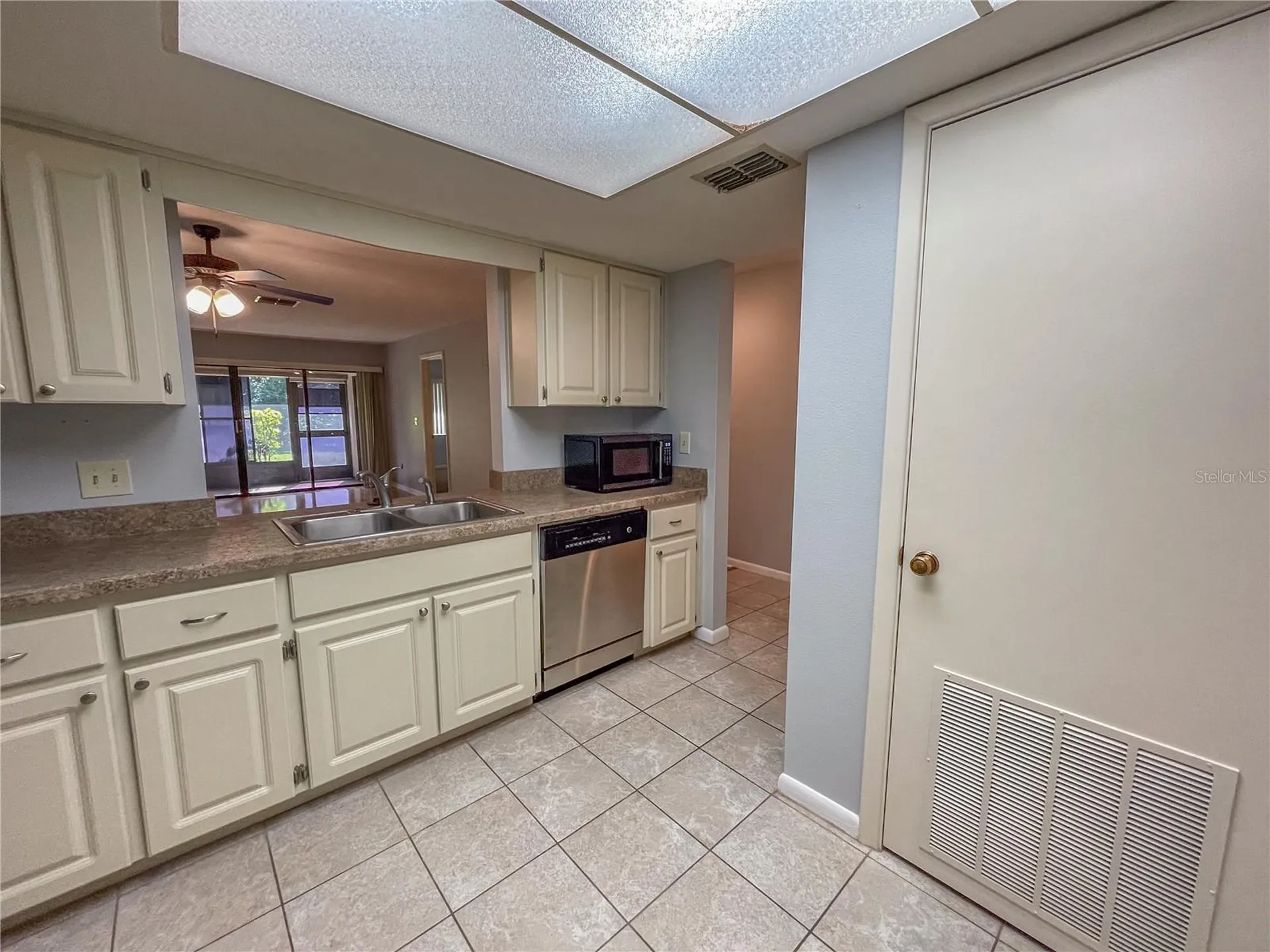 63 Douglas Street Homosassa FL 34446