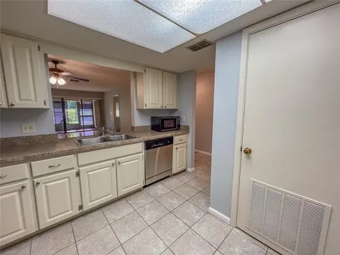 63 Douglas Street Homosassa FL 34446