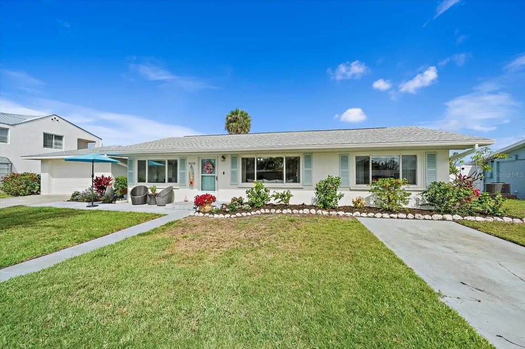 3618 117th Street W Bradenton FL 34210